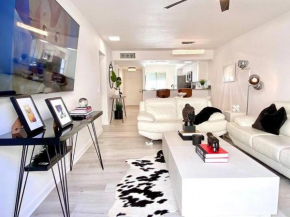 Modern 2BR Rancho Mirage Oasis